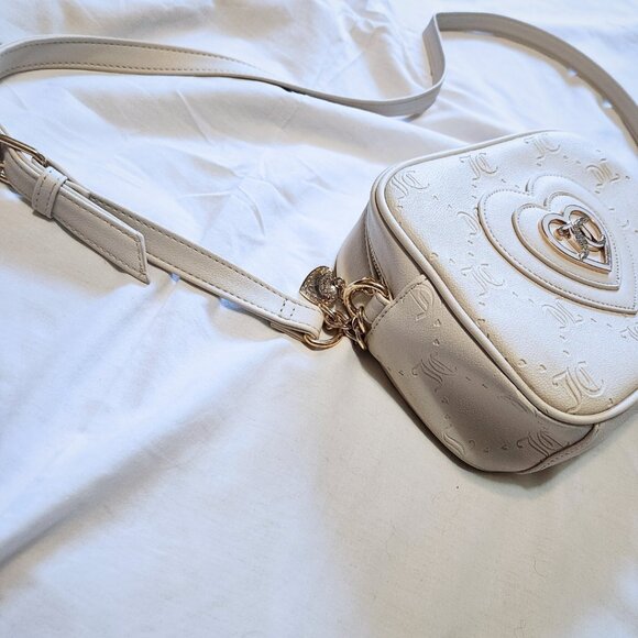 Juicy Couture White Camera Bag/Crossbody | Rhinestone Heart | Y2K & Coquette - Picture 3 of 14